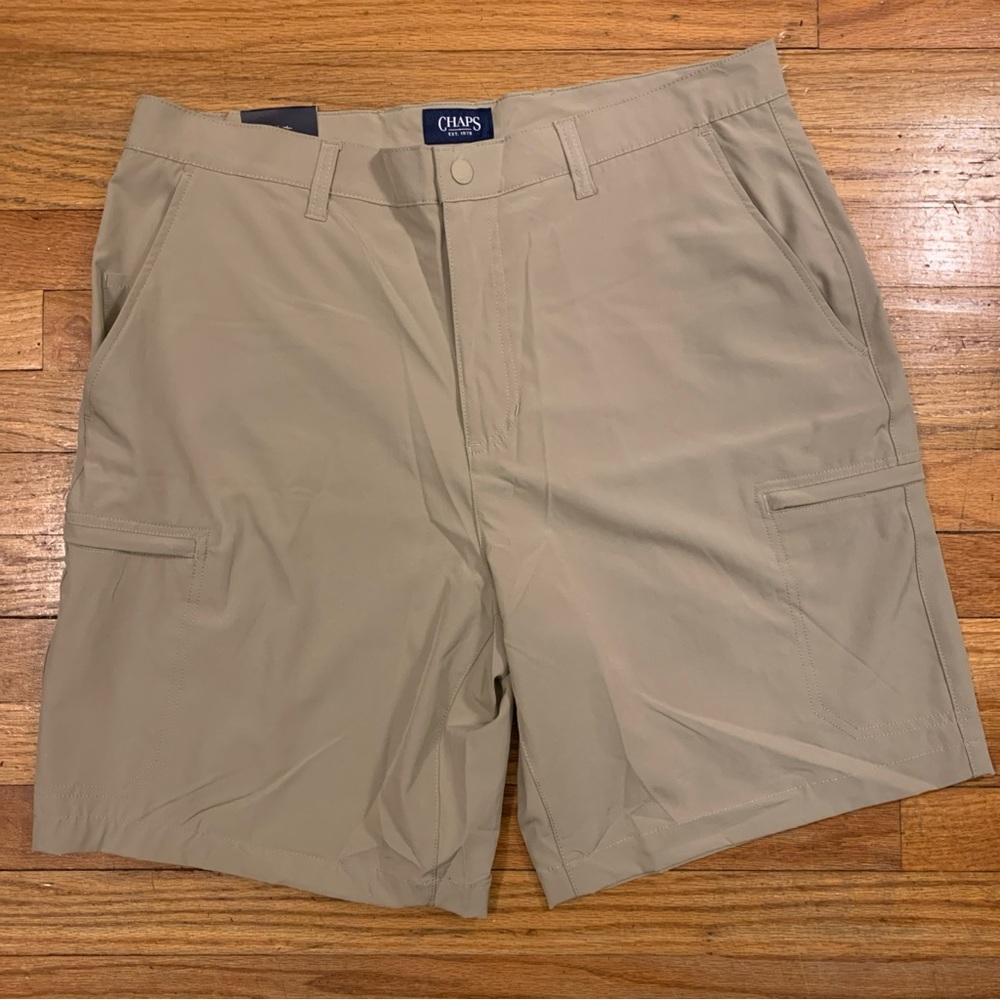 Chaps Men’s Tan Cargo Shorts with Classic Design 36 9”